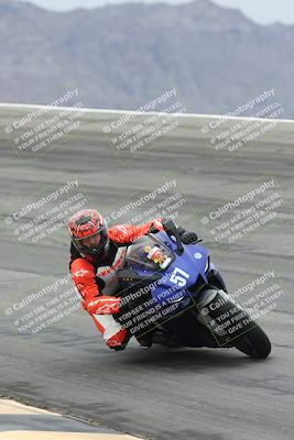 media/Nov-15-2025-Race Pace (Sat) [[8de605a2d8]]/Verified Riders/Bowl (1020am)/